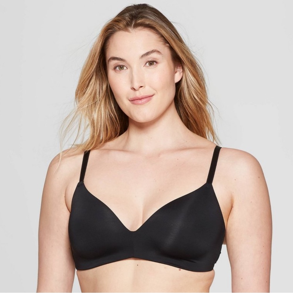 Women's Lightly Lined Wirefree Bra Auden Black 38D